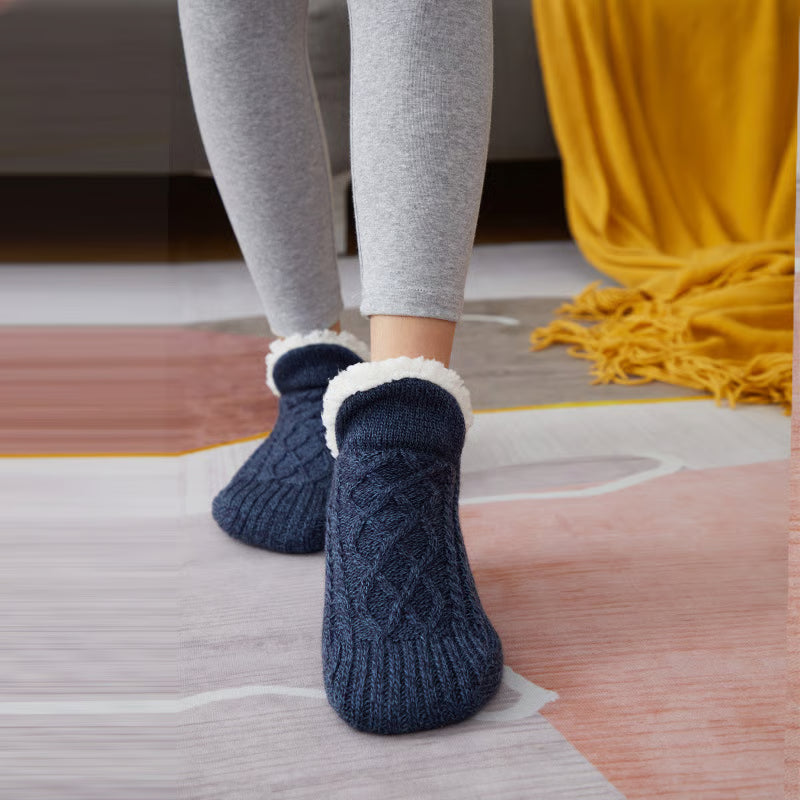 WarmEase – Indoor Non Slip Thermal Socks