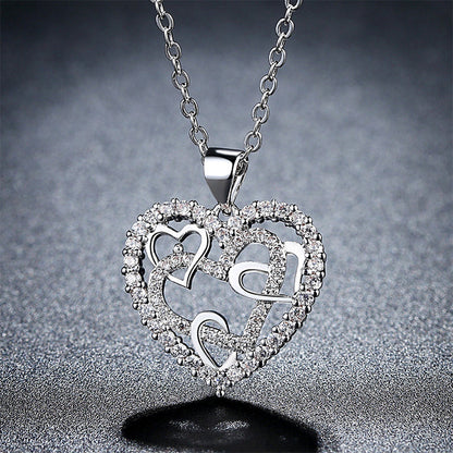 LoveFlow – Romantic Interlocking Necklace
