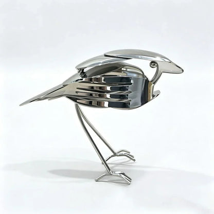 RobinForge – Handcrafted Scrap Metal Robin Sculpture
