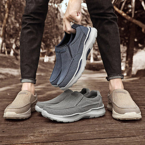 RESISTANT & COMFORTABLE MUST PRO SHOES