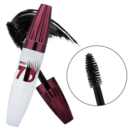 LumiLash – Smudge Proof Volume Curl Mascara