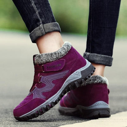 WARM AND COMFORTABLE NON-SLIP BOOTS