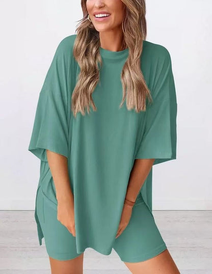 ComfiChic - Two Piece Relaxed Fit Set