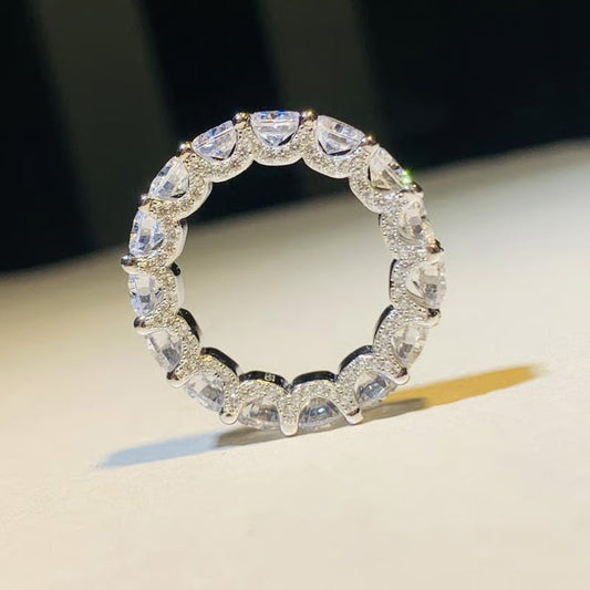 LumiRiver – Full Star Crystal River Ring