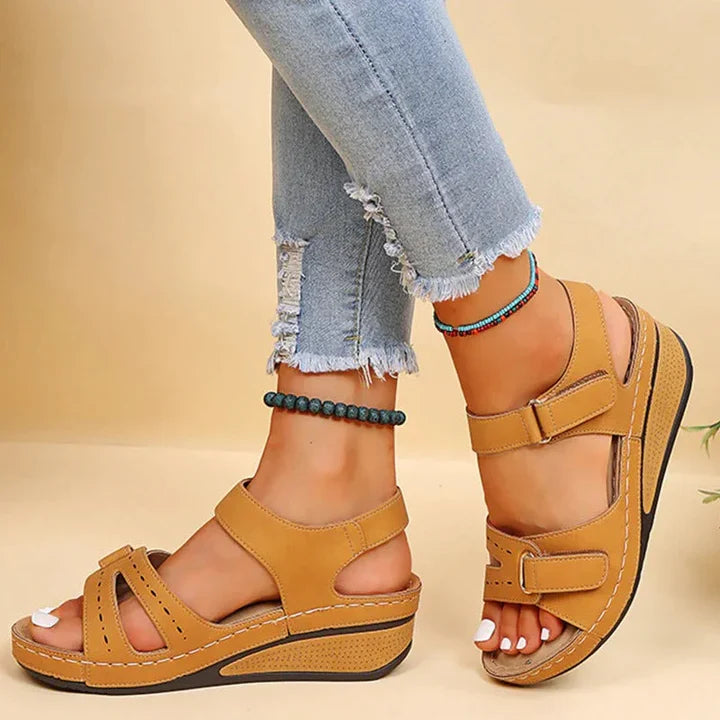 Alfreda Orthopedic Sandals